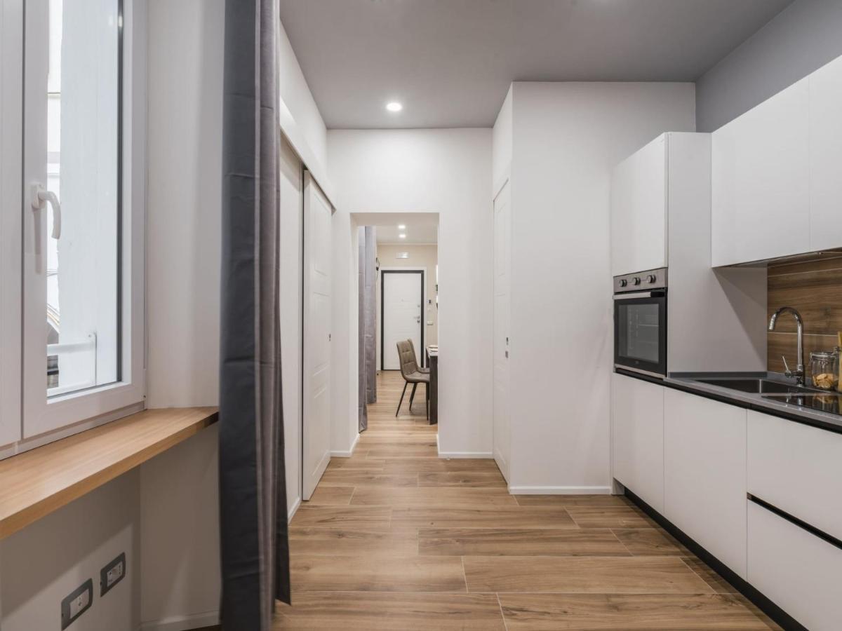The Best Rent - Modern Three-Bedroom Apartment A Few Steps From The Colosseum Exterior photo